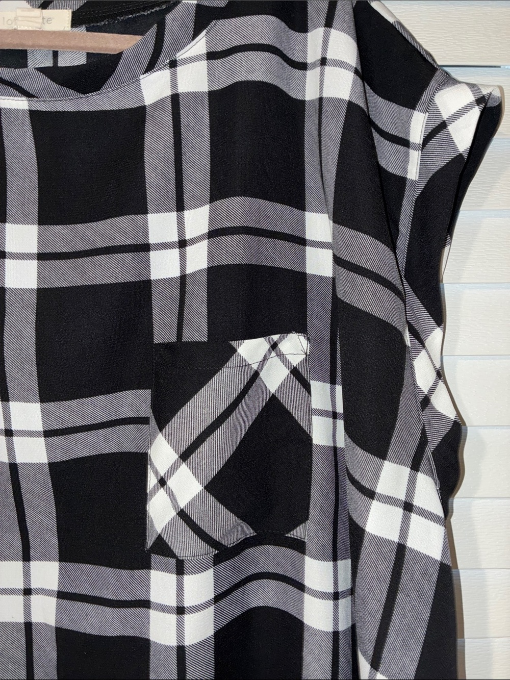 loralette Black and White Plaid Short Sleeve Tunic - Picture 3 of 10